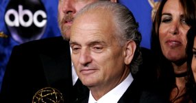 dvadcat-let-nazad-klan-soprano-pervym-iz-kabel-nyh-dram-polucil-glavnuu-emmi.jpg dvadcat-let-nazad-klan-soprano-pervym-iz-kabel-nyh-dram-polucil-glavnuu-emmi.jpg