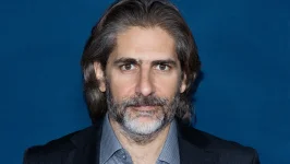 majkl-imperioli-sygraet-angela-uriila-vo-vtorom-sezone-lucifera.webp