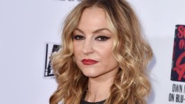 drea-de-matteo-poterala-kvartiru-pri-vzryve-v-ist-villidze.jpg drea-de-matteo-poterala-kvartiru-pri-vzryve-v-ist-villidze.jpg
