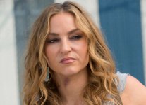 drea-de-matteo-okazalas-v-centre-ssory-samanty-ronson-i-lindsi-lohan.jpg drea-de-matteo-okazalas-v-centre-ssory-samanty-ronson-i-lindsi-lohan.jpg