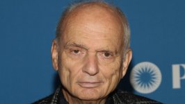 devid-cejz-nazval-ubilej-seriala-pohoronami-zolotogo-veka-tv.jpg devid-cejz-nazval-ubilej-seriala-pohoronami-zolotogo-veka-tv.jpg