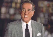 umer-frenk-pellegrino-sygravsij-v-klane-soprano.webp