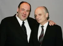 klan-soprano-vozglavil-spisok-lucsih-serialov-gil-dii-scenaristov-ssa.webp