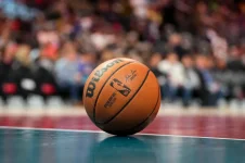 majkl-imperioli-snalsa-v-reklame-pervogo-vnutrisezonnogo-turnira-nba.webp