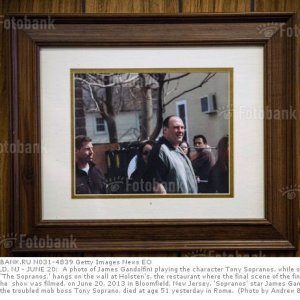 Джеймс Гандольфини в роли Тони Сопрано — фото 156