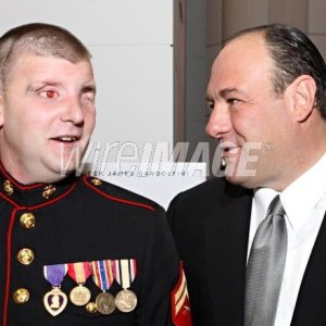 Джеймс Гандольфини в роли Тони Сопрано — фото 676