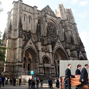 Джеймс Гандольфини в роли Тони Сопрано — фото 885