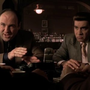The Sopranos (Клан Сопрано) | Сходка по телефону с Джуниором