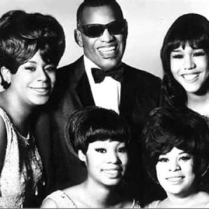 RAY CHARLES - I'M GONNA MOVE TO THE OUTSKIRTS OF TOWN